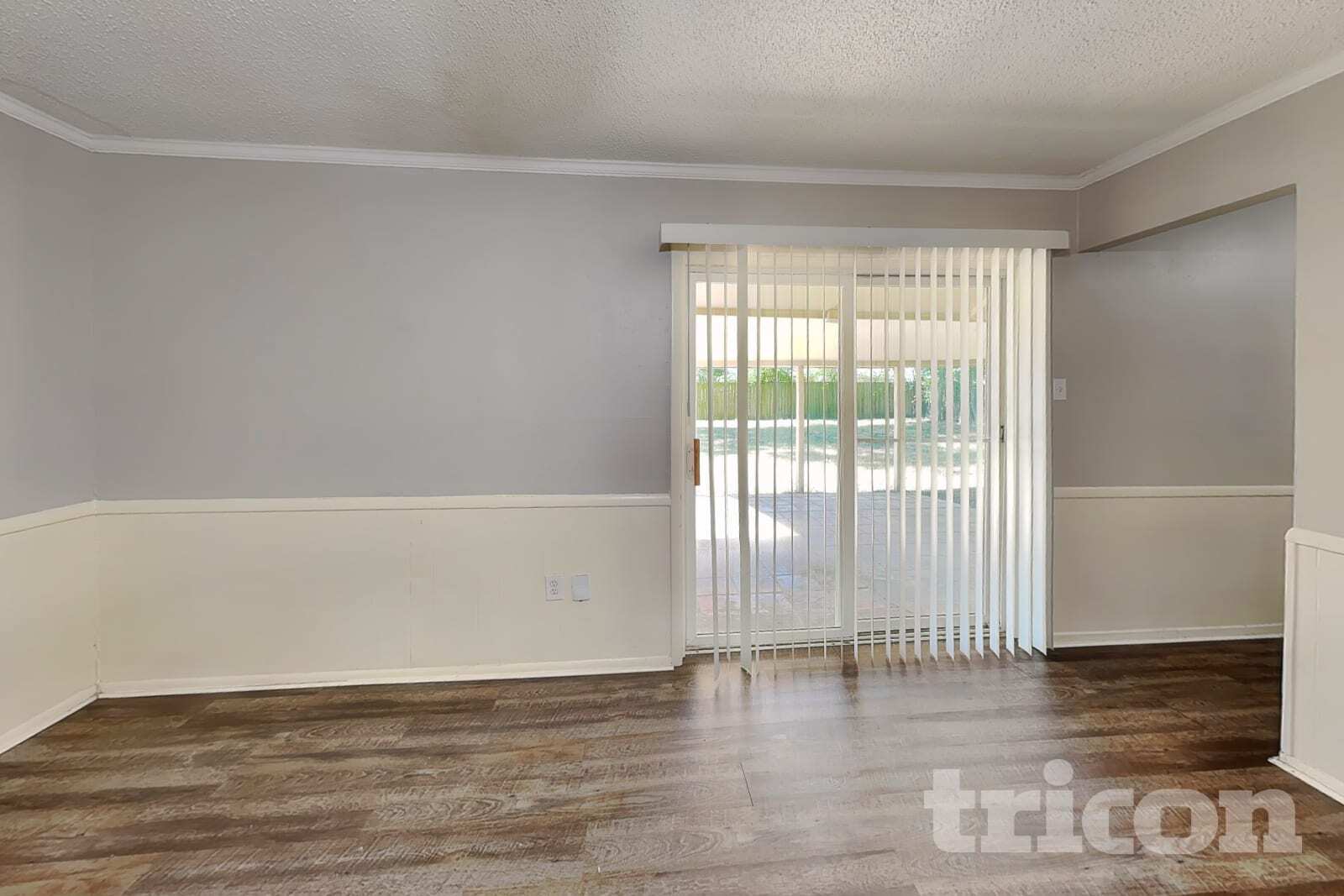 Building Photo - 429 W Ferndale Ln