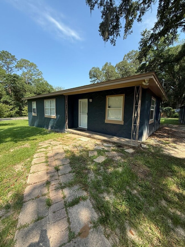 Primary Photo - 4 bedroom 1 bath house with a large fenced...