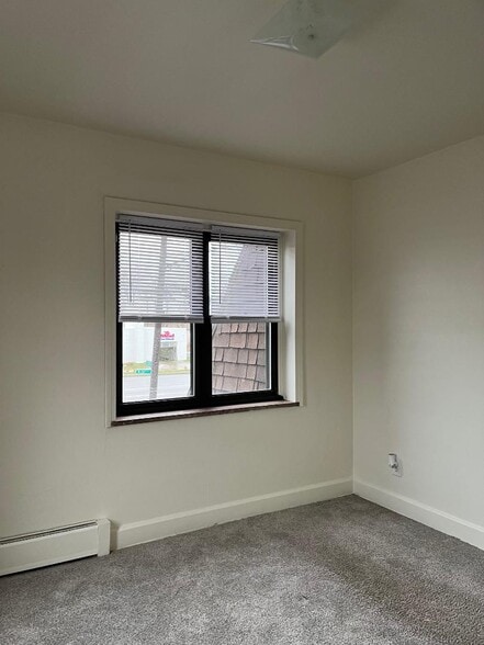 Building Photo - 2827 W 26th St