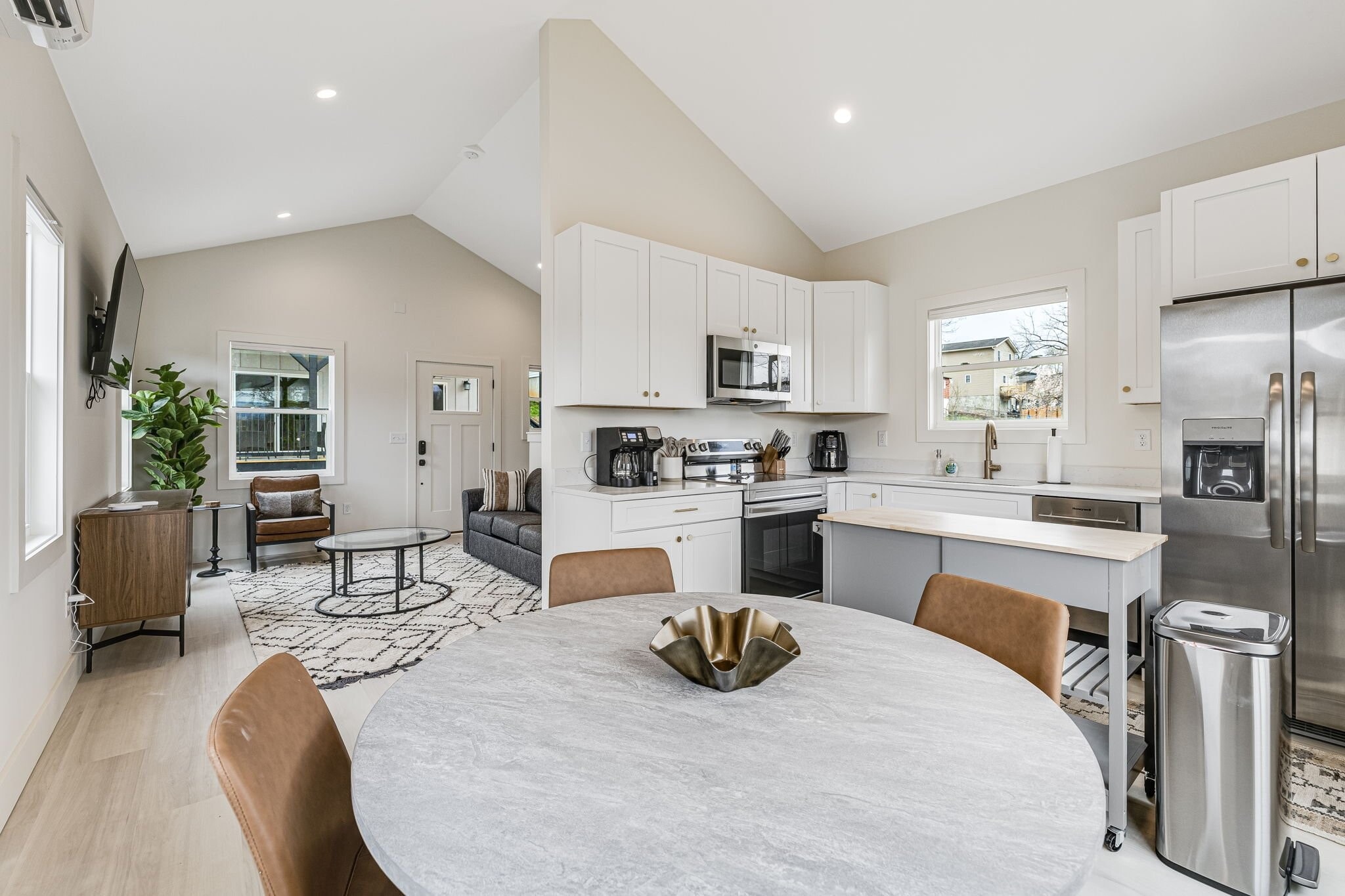 Building Photo - 108 Remi Ln