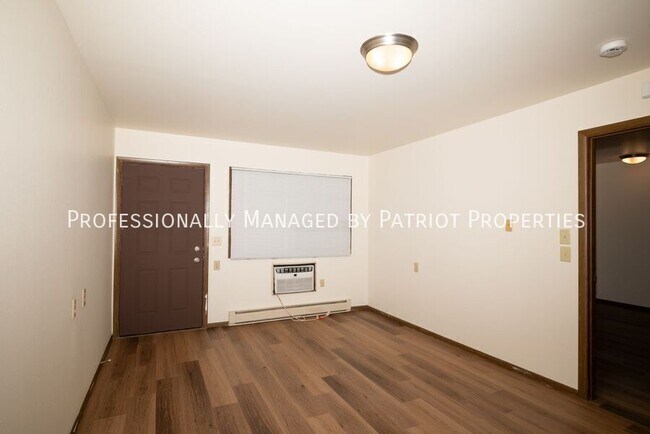 Building Photo - 724 Chase Blvd