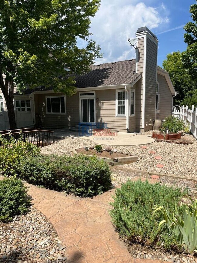 Building Photo - 9850 Carmel Ct