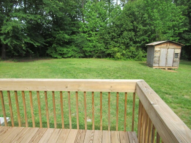Building Photo - Beautifully Updated Home with Dual Owner S...