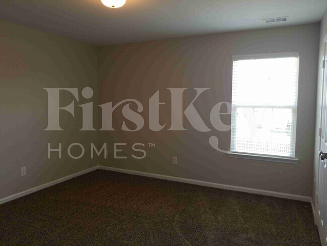 Building Photo - 1309 Waldridge Ct