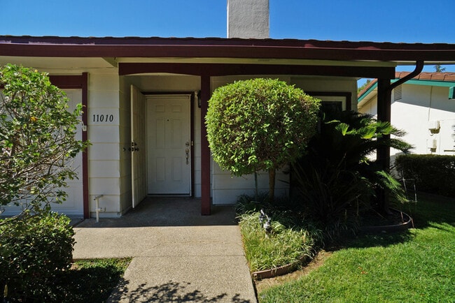 Building Photo - Beautiful home in Rancho Cordova!