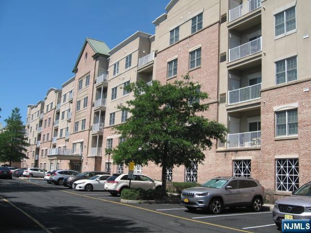 Building Photo - 2411 Windsor Park Ct