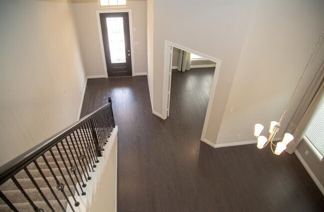 Building Photo - 4902 Thunder Creek Ln