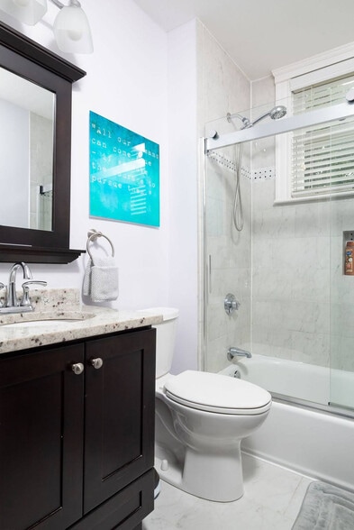 Building Photo - 9 Summit Ave