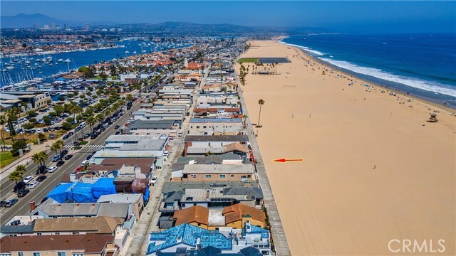 Building Photo - 1708 W Oceanfront