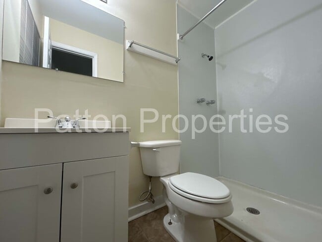 Building Photo - Crane Forest Home