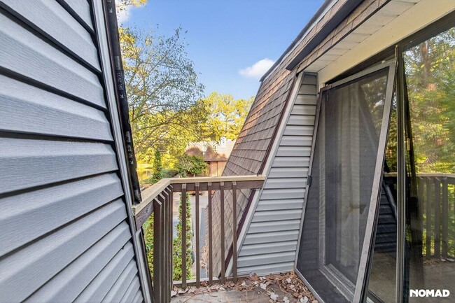 Building Photo - 120 Finley Forest Dr