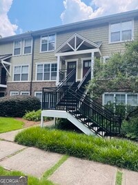 Building Photo - 490 S Barnett Shoals Rd