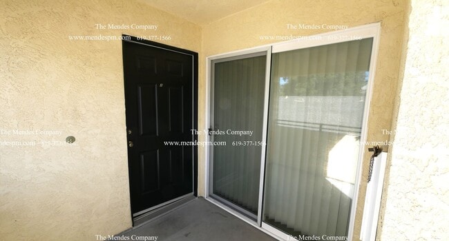 Building Photo - Upgraded 2 BDR / 2 BTH Unit in North Park ...