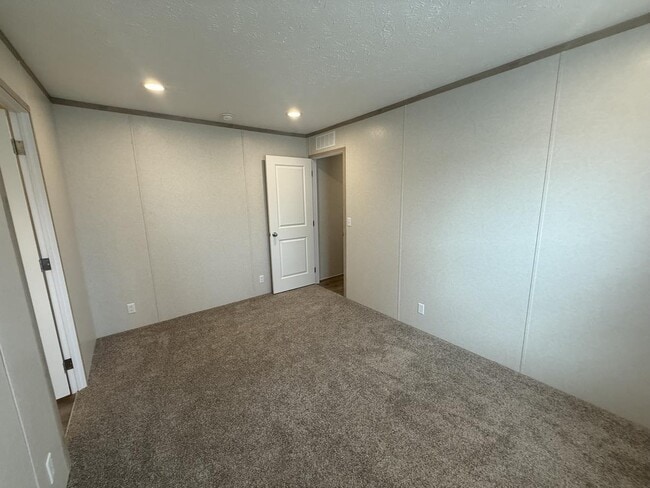 Building Photo - 5410 E Deadwood Dr
