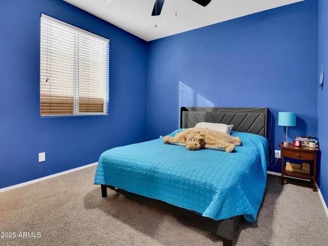 Building Photo - 1866 E Ravenswood Dr