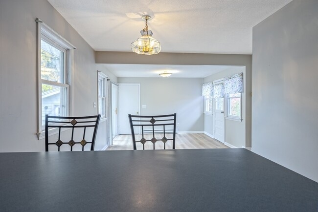 Building Photo - 26 Summit St