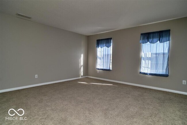 Building Photo - 13092 Brookdale Dr