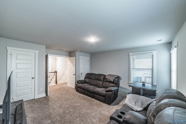 Building Photo - 6 Desert Oak Ct SW