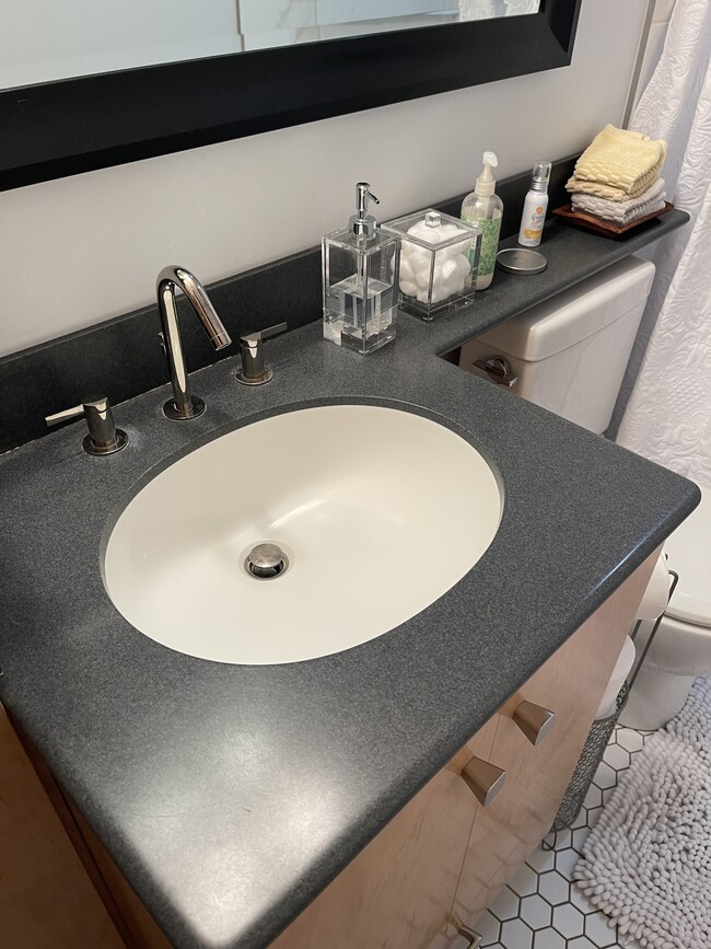 Building Photo - 174d Cotton Wy