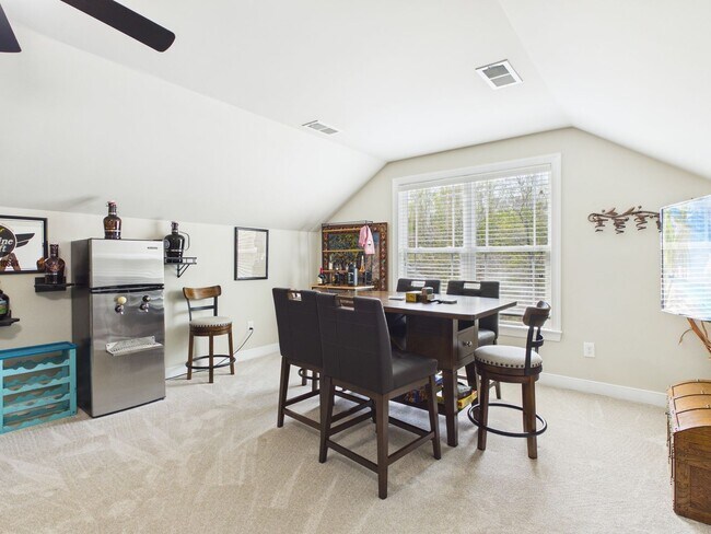 Building Photo - 12106 Golden Aster Terrace