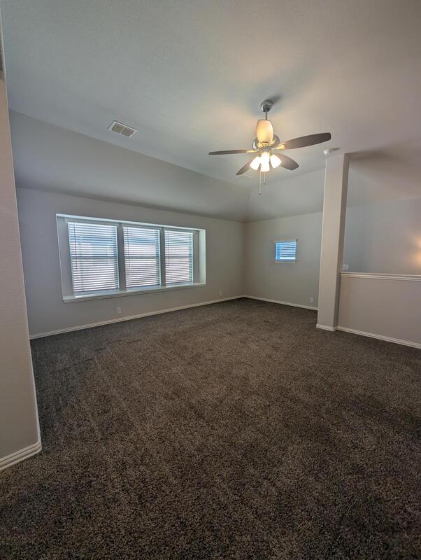 Building Photo - 1204 Sagewood Dr