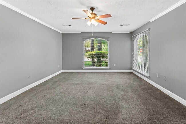 Building Photo - 18318 Mahogany Forest Dr