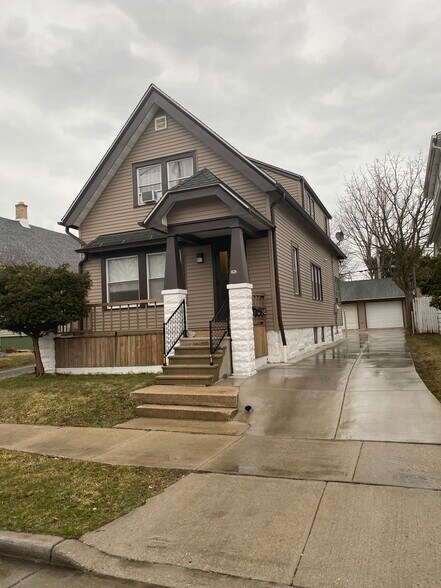 Primary Photo - 1628 S 18th St