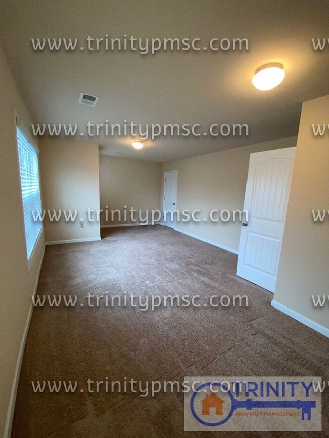 Building Photo - COMING SOON!! Five Forks area of Simpsonvi...