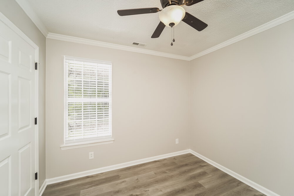 Building Photo - 3520 Sandberry Dr
