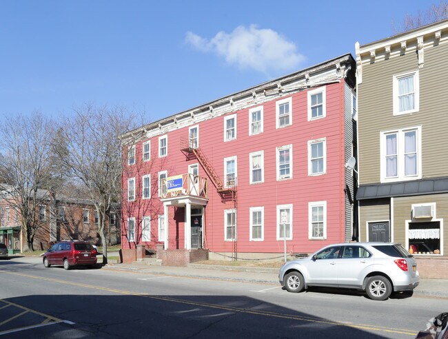 Building Photo - 3015 Main St