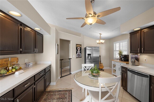 Building Photo - 6671 Hidden Lake Trail