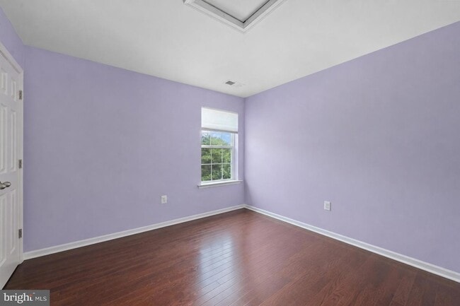 Building Photo - 16355 Boatswain Cir