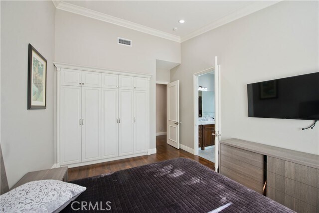 Building Photo - 27048 Triumph Ave