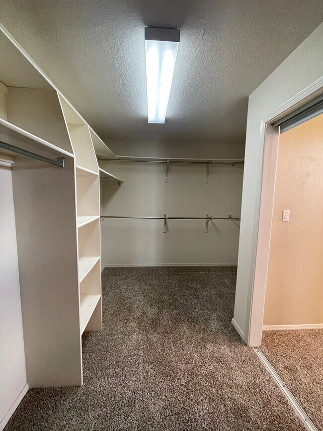 Building Photo - 7051 Natalie Janae Ln NE