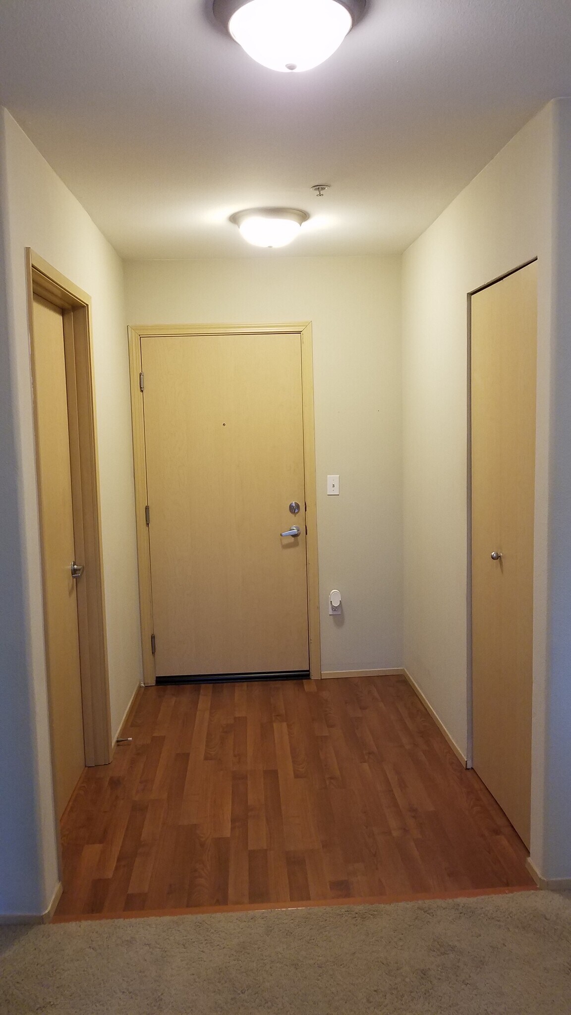 Doors: Entry Bathroom Closet - 2824 Grand Ave