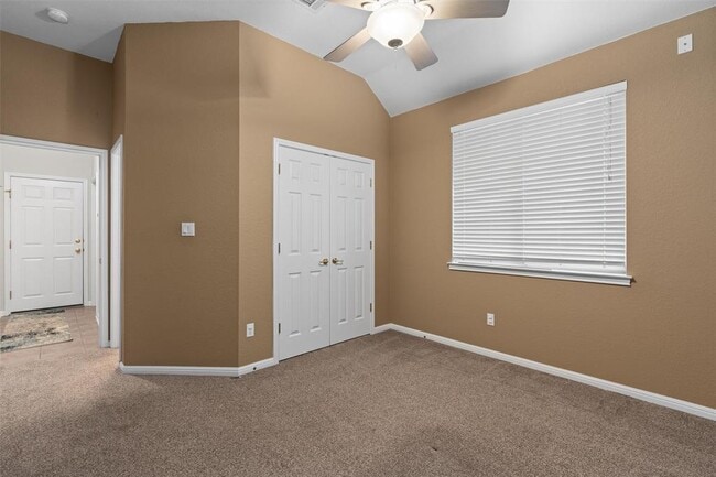 Building Photo - 16004 Double Eagle Dr