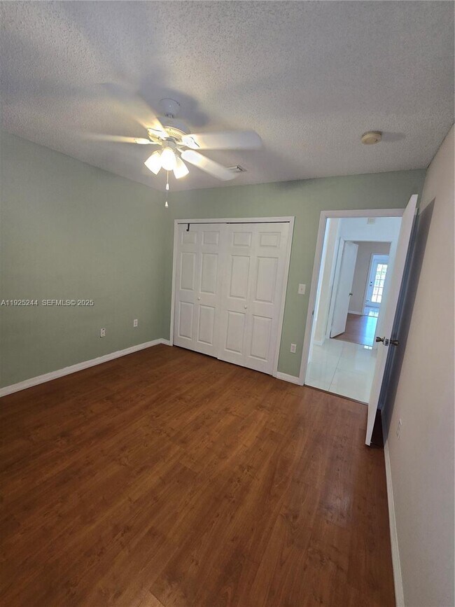 Building Photo - 894 NW 134th Pl