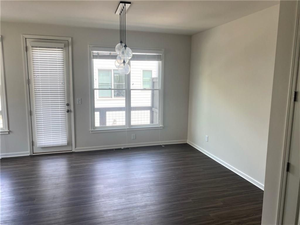 Building Photo - 757 Cady Way
