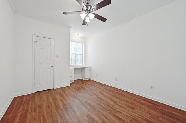 Building Photo - 3111 Tom Green St