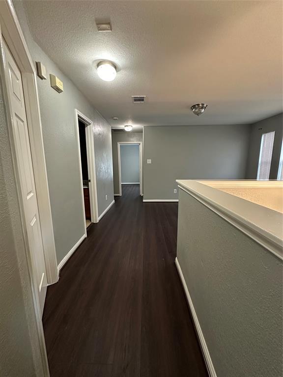 Building Photo - 4043 Hawthorn Glen Ct