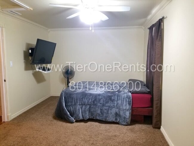 Building Photo - This property offers a NO DEPOSIT option a...