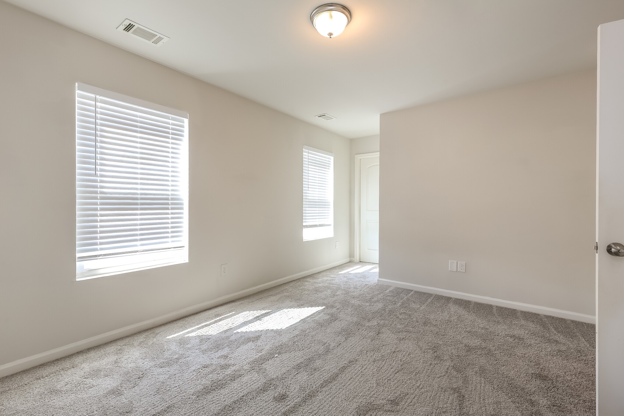 Building Photo - 532 Bella Casa Run