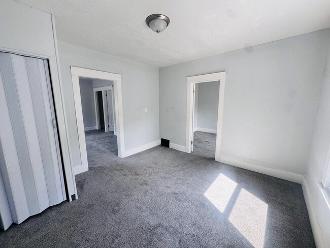 Building Photo - 3616 W 47th St