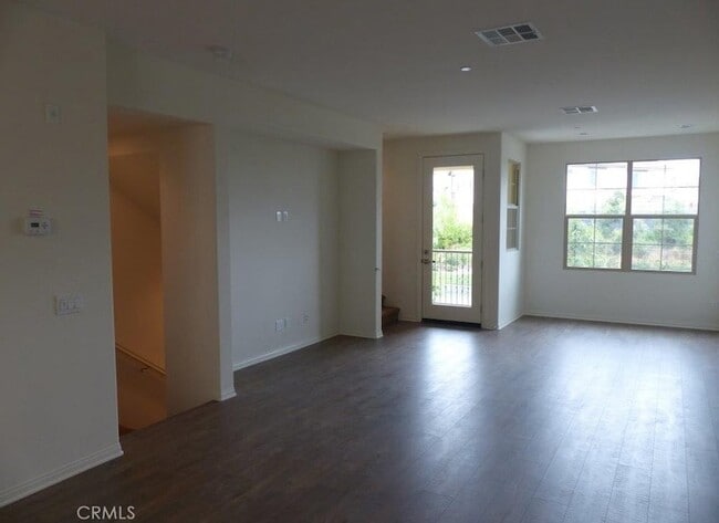 Building Photo - 60 Capricorn