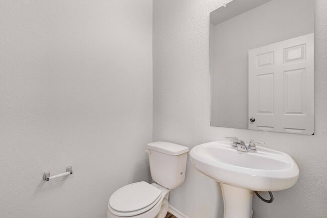 Building Photo - 158 Pepperbark Ln