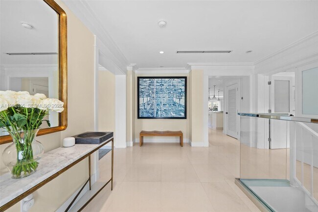 Building Photo - 6831 Sunrise Ct