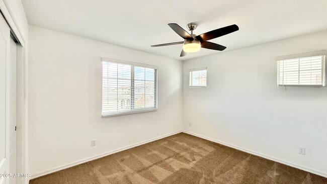 Building Photo - 10935 E Tesla Ave