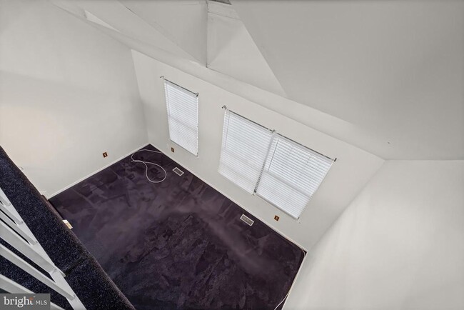 Building Photo - 6957 Rockfield Rd