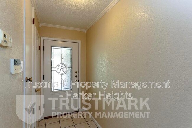 Building Photo - 417 Cottonwood Dr