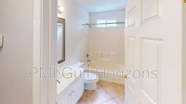 Building Photo - 318 Mirabelle Dr